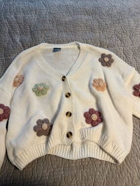 ARULA Cream V-Neck Cardigan with Multicolor Flower Appliqués